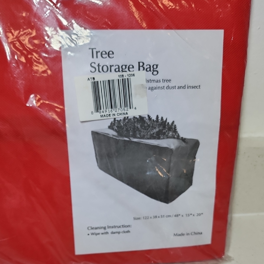 Tree Storage Zippered Bag Red New With Tags Holds Up To 7.5 Ft Tree